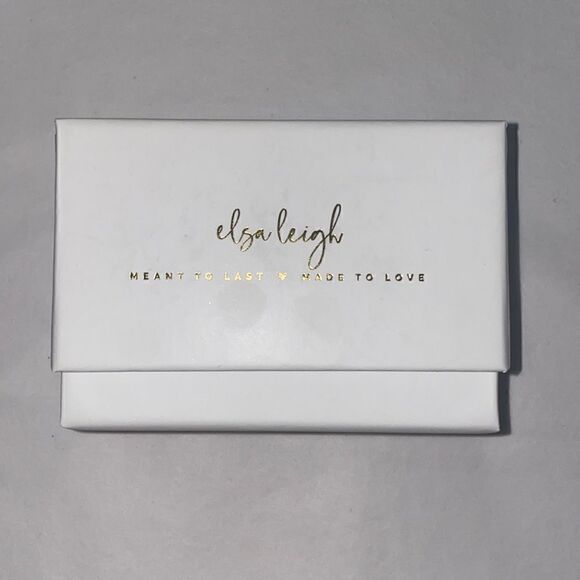 Elsa Leigh Funny Cuff Gold Bracelet - Picture 3 of 5